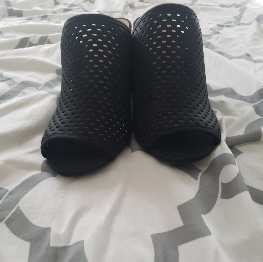 Backness shoes - Picture 2 of 4